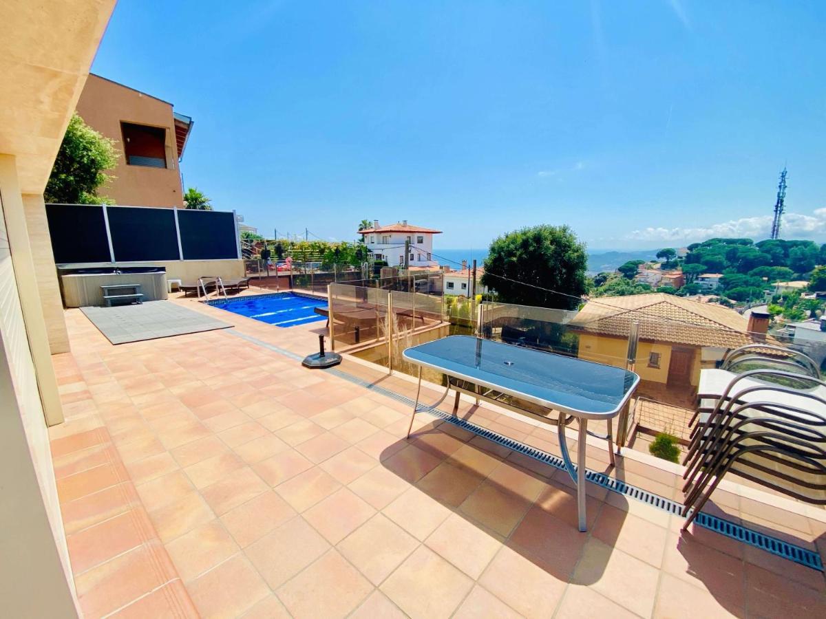 Luxury Villa Investingspain With Sea Views, Pool And Jacuzzi Lloret de Mar Exteriör bild